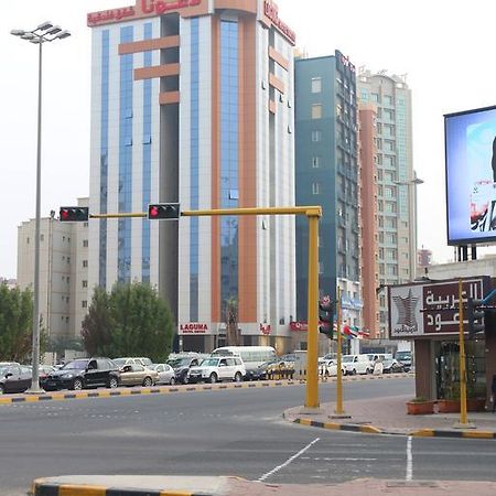 โรงแรมลากูนา สวีท Kuwait City ภายนอก รูปภาพ
